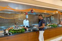 ROYAL HOLIDAY PALACE Restaurants